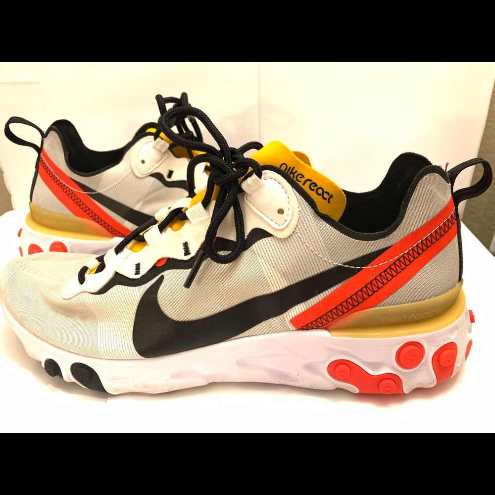 Men’s Nike React Element 55Trail Running Size 9